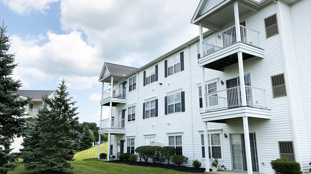 Settler S Landing Apartments In Streetsboro Ohio Find