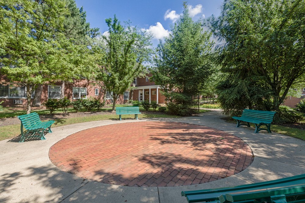 Huntington Green Apartments for Rent in University Heights, OH